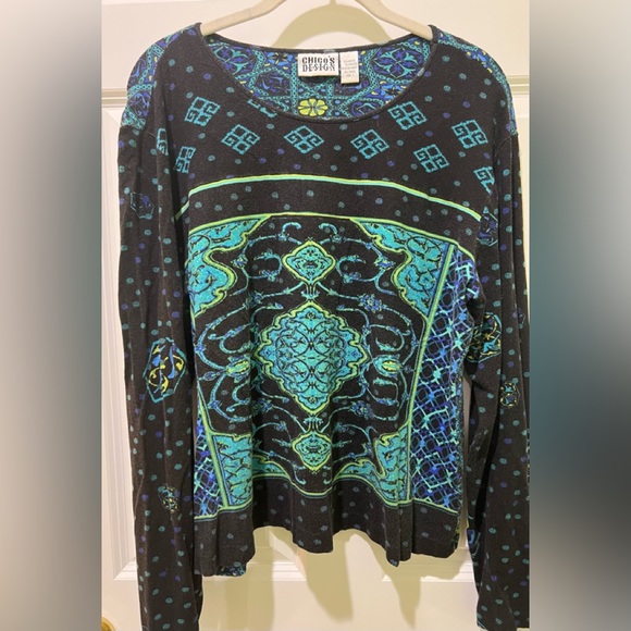 Preowned Chico’s colorful top. Size 3 (L) - Picture 1 of 6